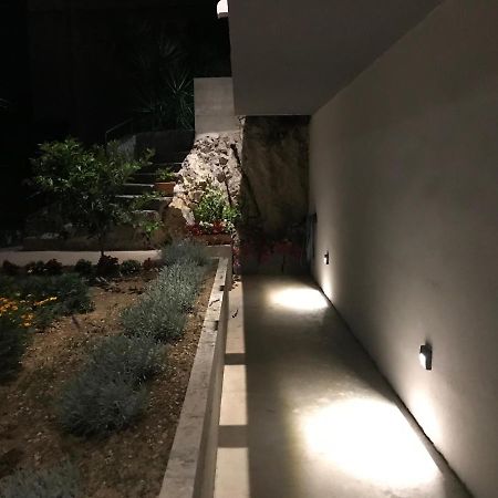 Apartments Tonkita With Jacuzzi Makarska Kültér fotó